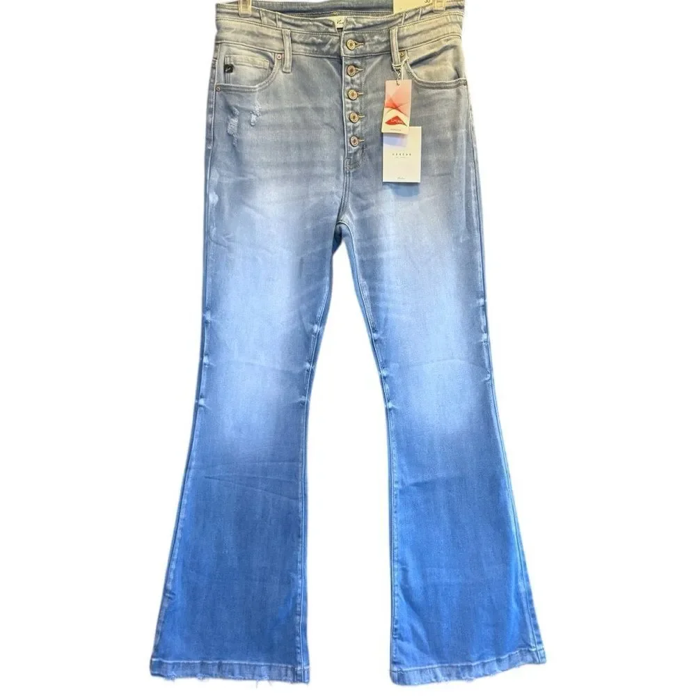 Kancan High Rise Curvy Fit Flare Light Wash Jeans NWT – NWT